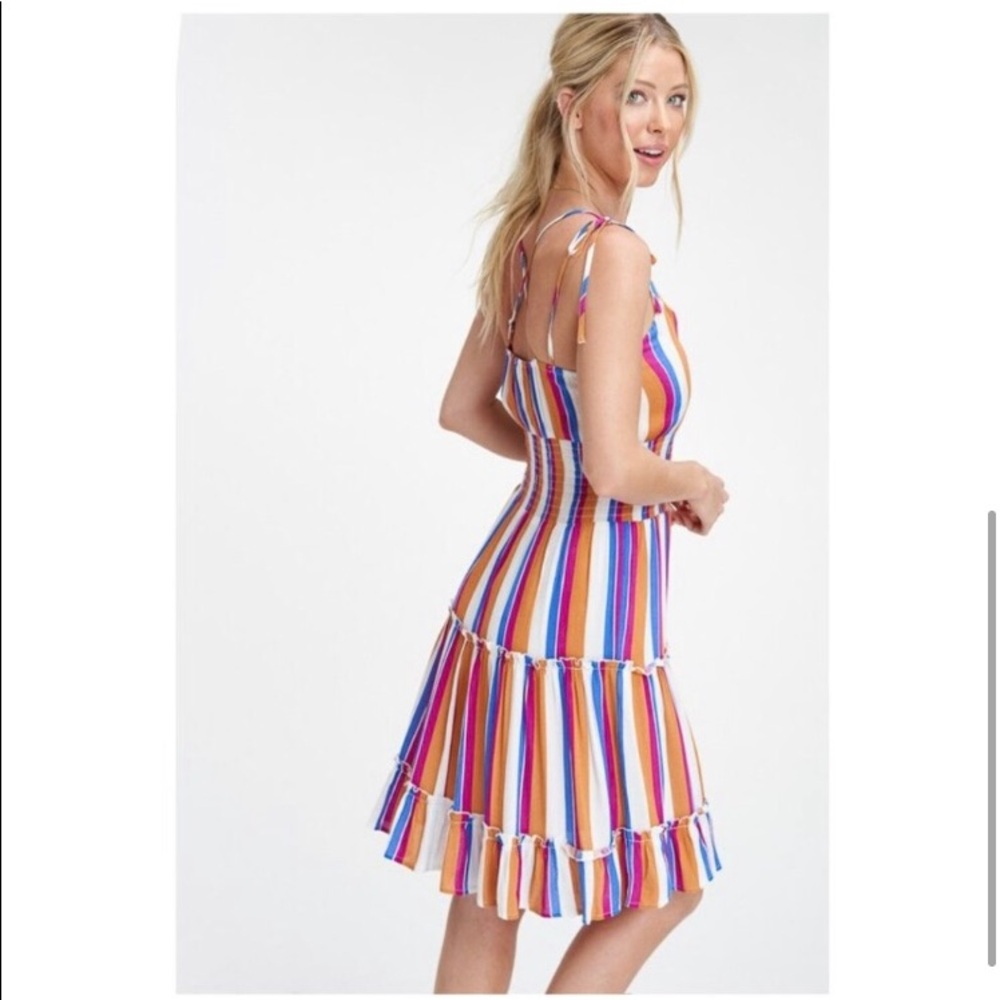 🎉LAST ONE🎉Summer striped dress - Picture 4 of 4